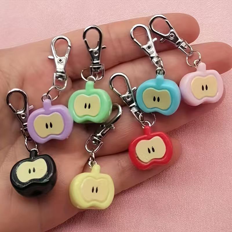 Resin - 7pcs resin simulated Apple keychain, suitable